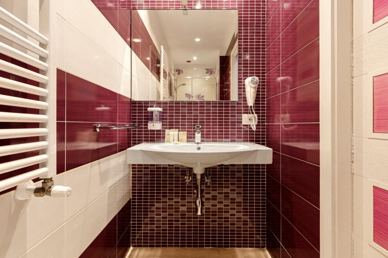 Tiffany Suites Sorrento Buitenkant foto